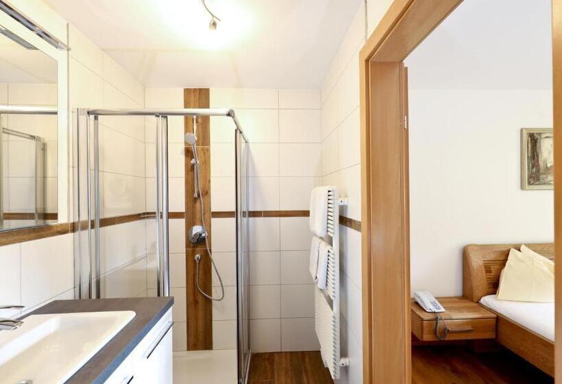 1 Bedroom Apartment Lake View, Garni Dorferwirt