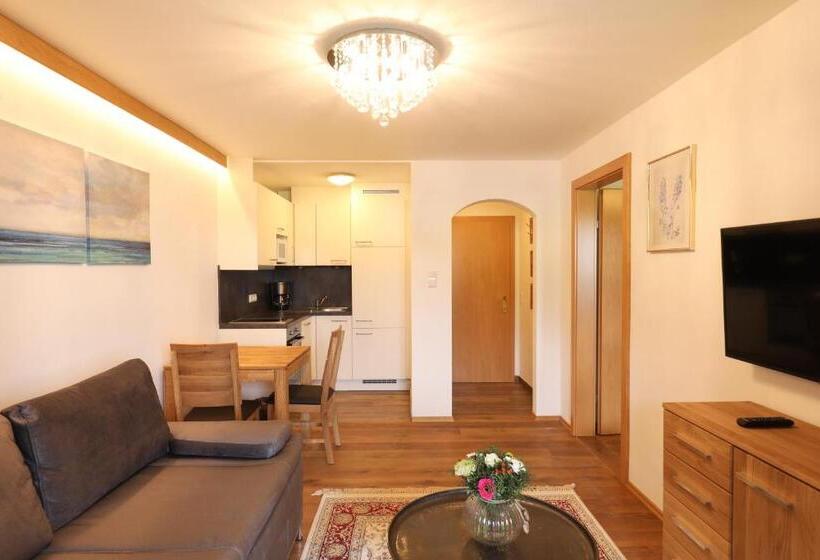 דירת חדר עם טרסה, Garni Dorferwirt