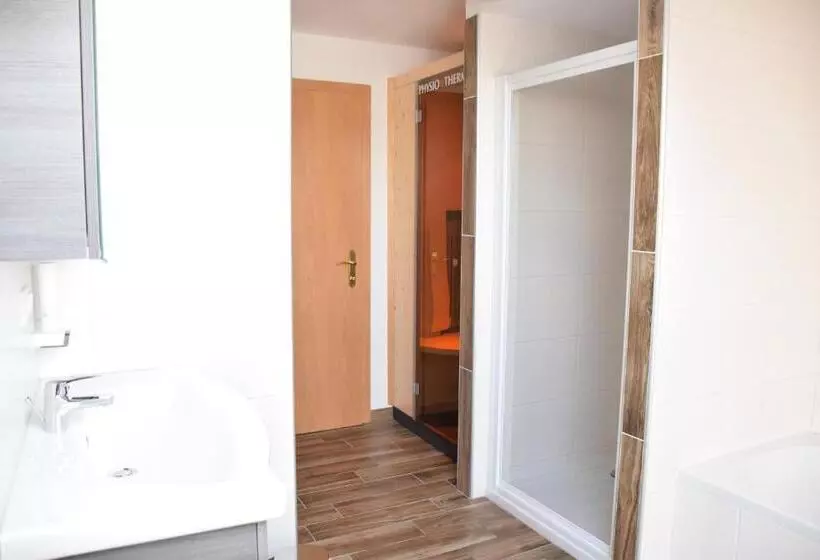 1 Bedroom Apartment Lake View, Garni Dorferwirt