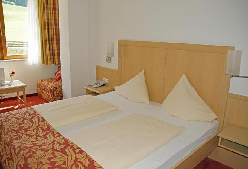 Номер Стандарт, Geisler Tulfes