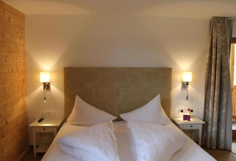 Номер Стандарт, Geisler Tulfes