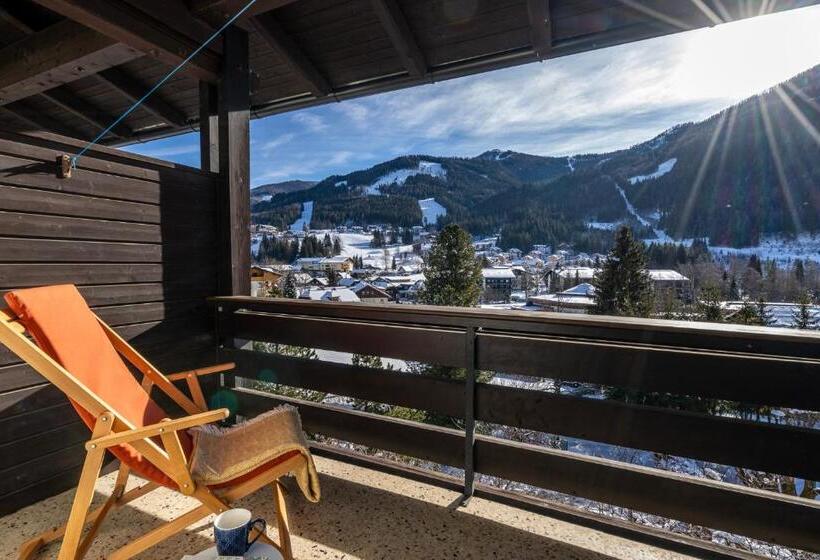 Номер Стандарт с Балконом, Gästehaus Schusser An Der Therme