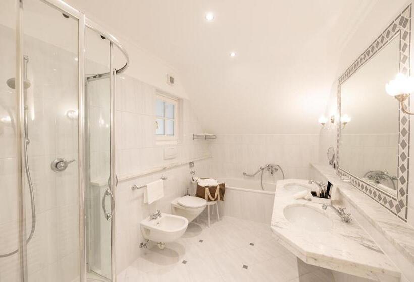 可观山景的小型套房, Hanswirt