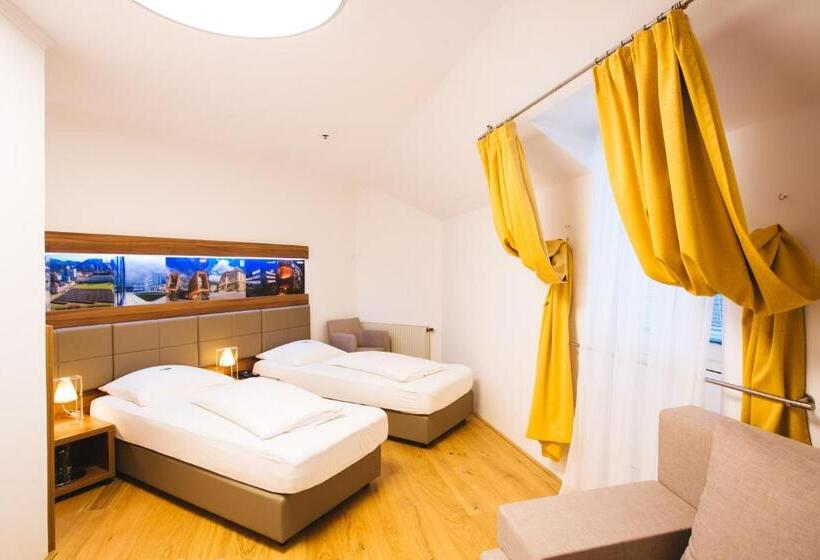 Pokój Superior, Kongress