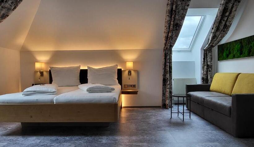 Pokój Deluxe, Kongress