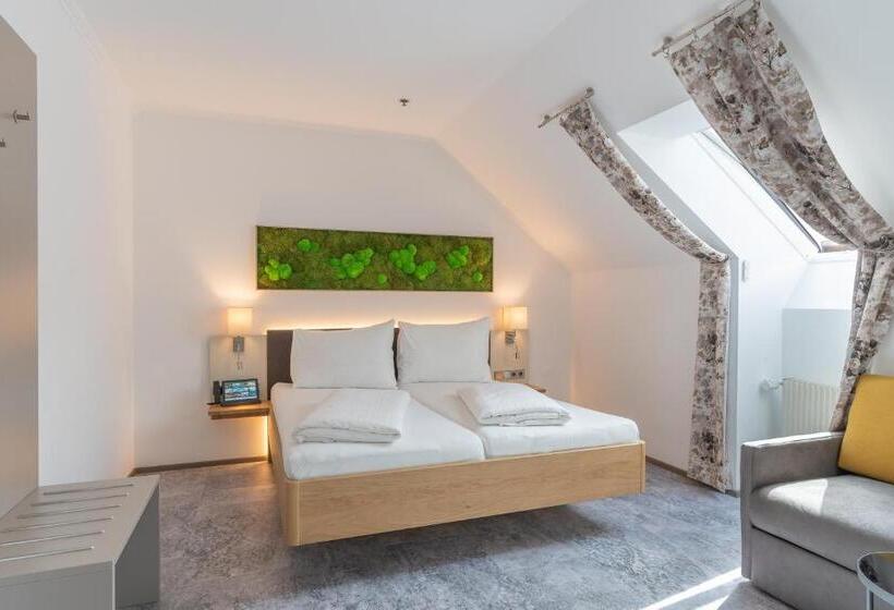 Pokój Deluxe, Kongress