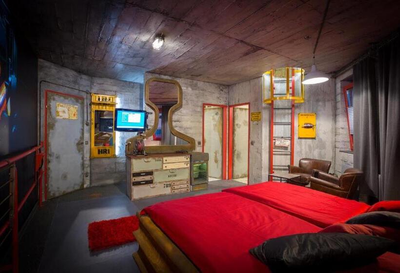 Pokój Standard, Kongress