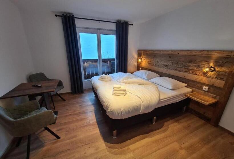 غرفة قياسية رباعية مزودة بشُرفة, Pension Annerlhof