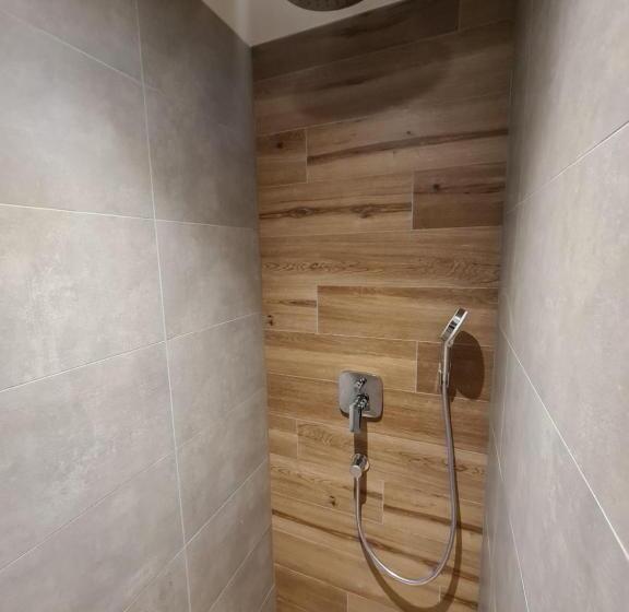 غرفة قياسية رباعية مزودة بشُرفة, Pension Annerlhof