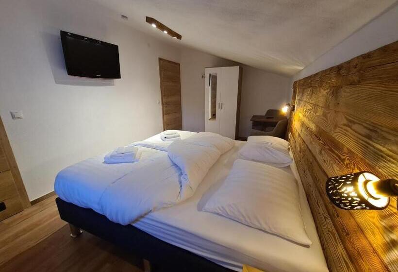 غرفة قياسية رباعية, Pension Annerlhof