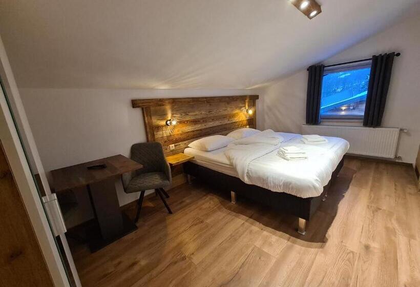 4인용 스탠다드 룸, Pension Annerlhof