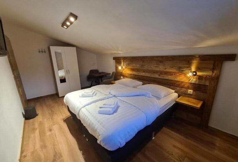 غرفة قياسية رباعية, Pension Annerlhof