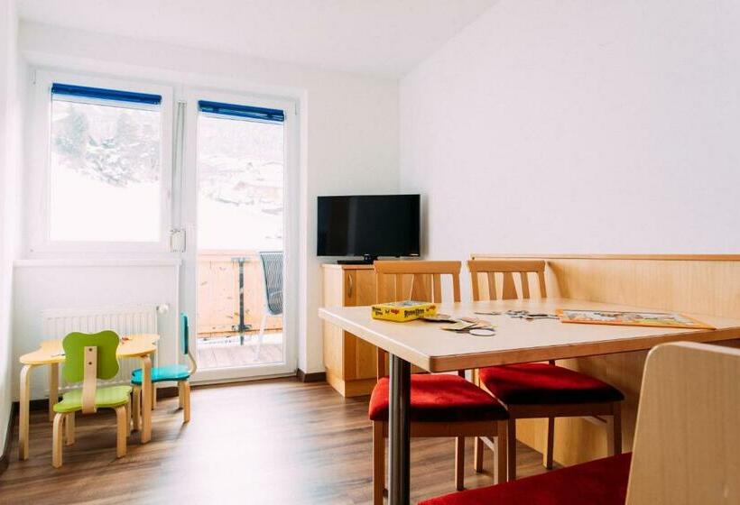 Семейный Номер, Pitzis Kinderhotel   Family Only