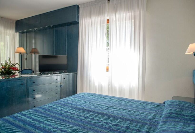 اتاق استاندارد, Pizzomunno Vieste Palace