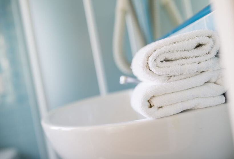 Standardzimmer mit Balkon, Principe