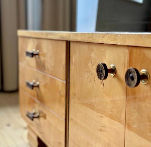 חדר משפחתי, Villa Parkschlössl