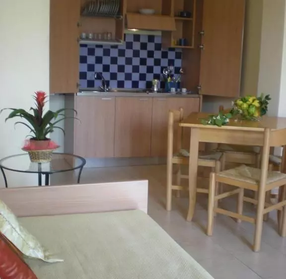 آپارتمان 1 خوابه با تراس, Villaggio Artemide