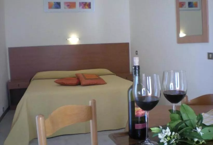 استودیوی استاندارد, Villaggio Artemide
