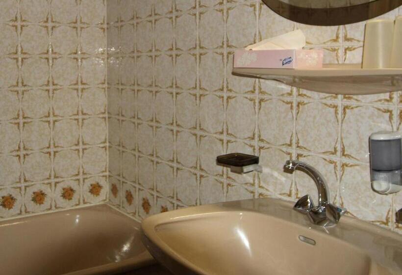 غرفة قياسية رباعية, Landhotel Kaserer