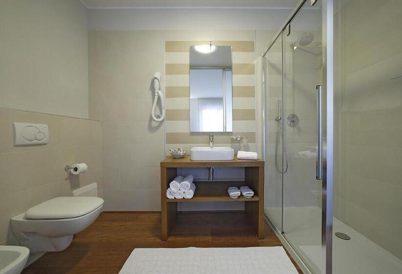 اتاق سوپریور سه تخته, Park Hotel Ermitage Resort & Spa