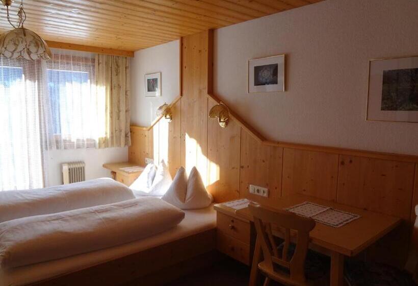 스탠다드 룸, Berggasthaus Trojen