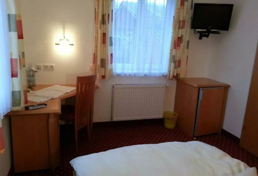 Standard Yhden Hengen Huone, Gasthof Zur Post