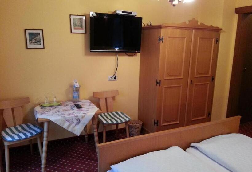 חדר סטנדרט עם מרפסת, Gasthof Zur Post