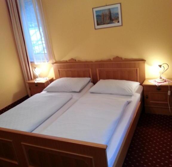 חדר סטנדרט עם מרפסת, Gasthof Zur Post