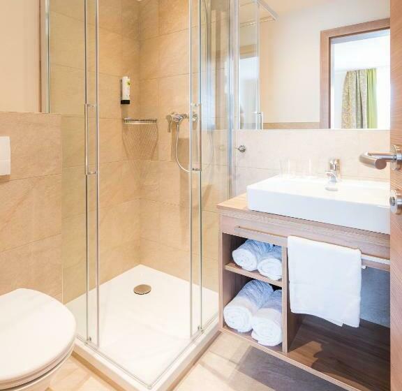 バルコニー付きスタンダードルーム, Marko