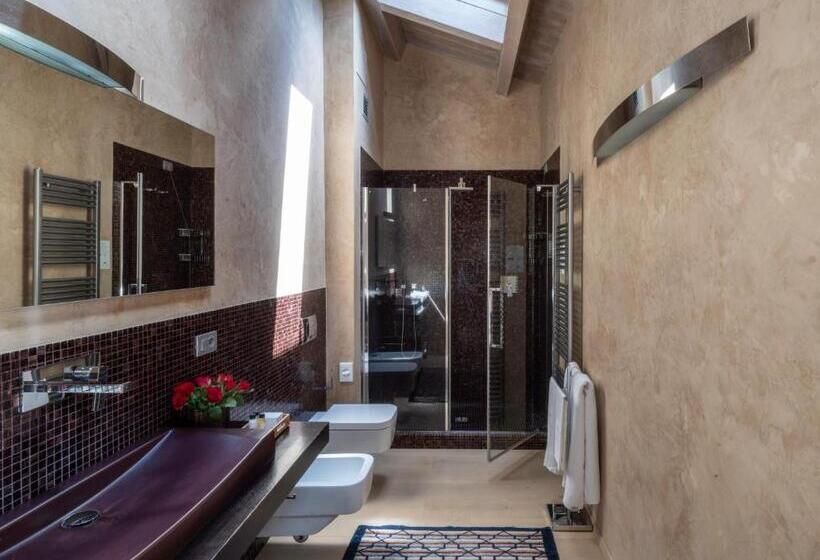 سوییت, Residenza La Ceramica