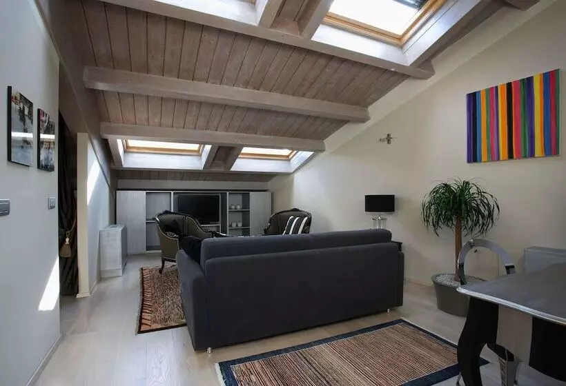 スイート, Residenza La Ceramica
