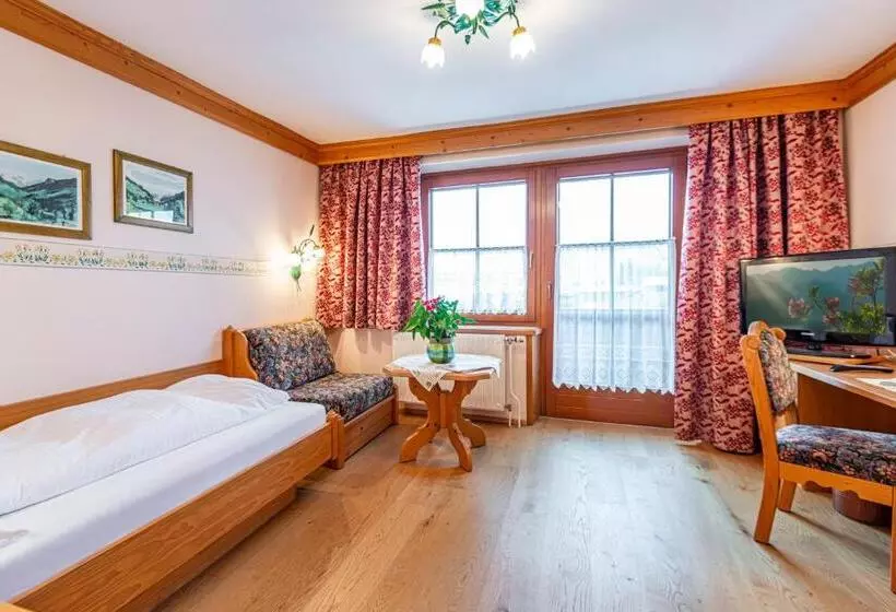 スタンダードシングルルーム, örglwirt Ferienwelt   Hotel Post örglwirt