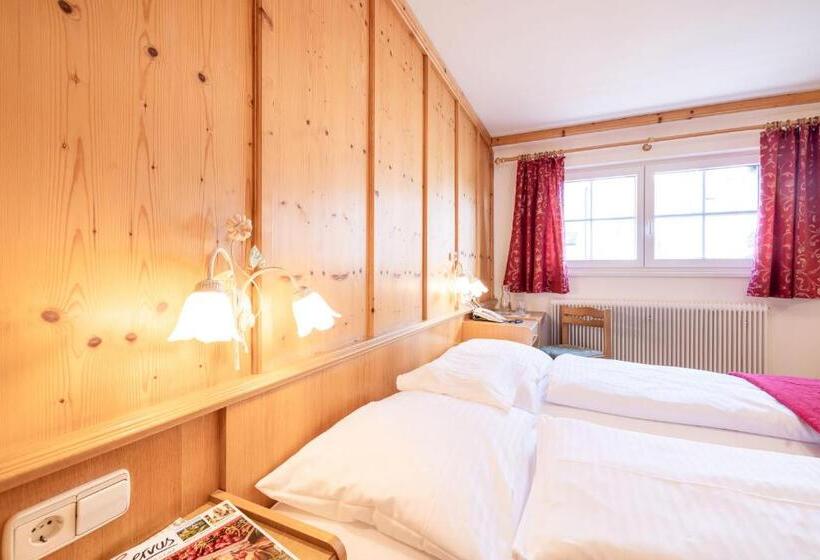 Номер Комфорт, örglwirt Ferienwelt   Hotel Post örglwirt