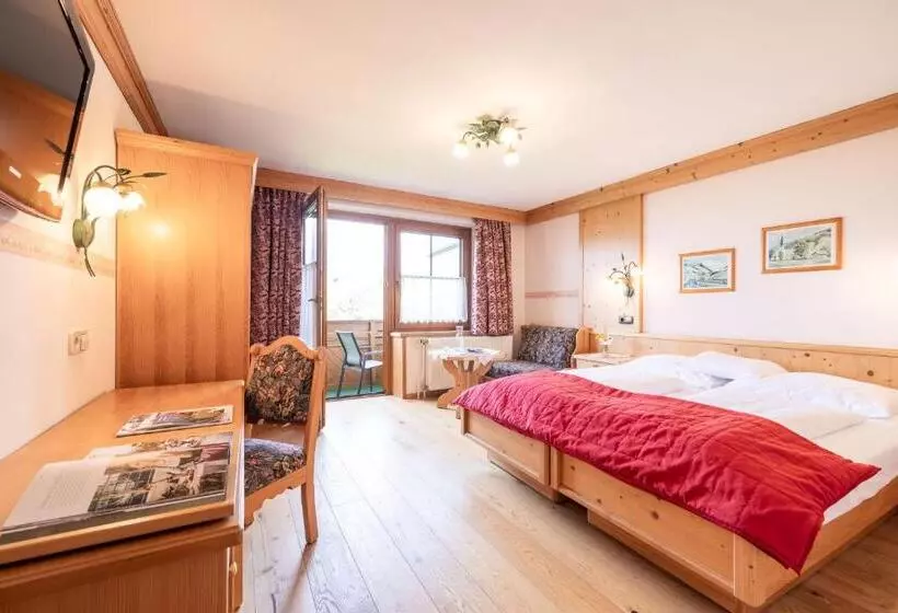 バルコニー付きスーペリアルーム, örglwirt Ferienwelt   Hotel Post örglwirt