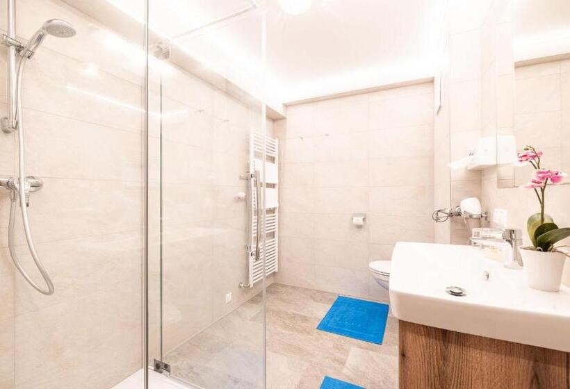 Номер Superior с Балконом, örglwirt Ferienwelt Hotel Post örglwirt