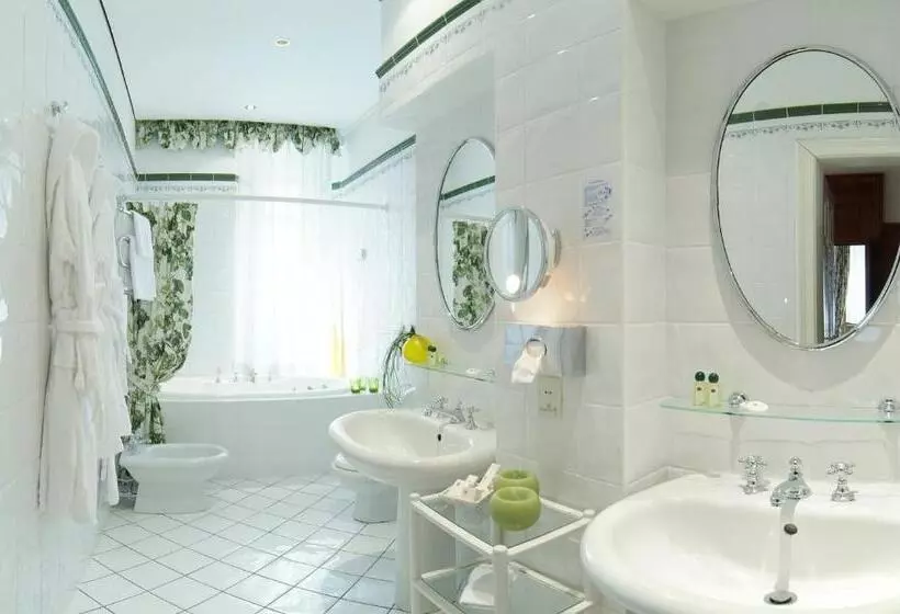 デラックスジュニアスイート, Villa Solitude