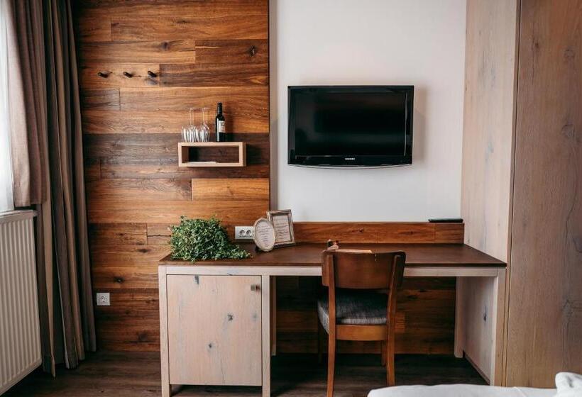 标准三人间, Wander  Und Wellnesshotel Kanzler