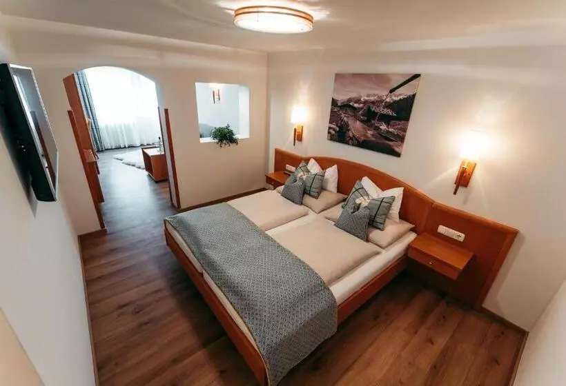 ファミリールーム, Wander Und Wellnesshotel Kanzler