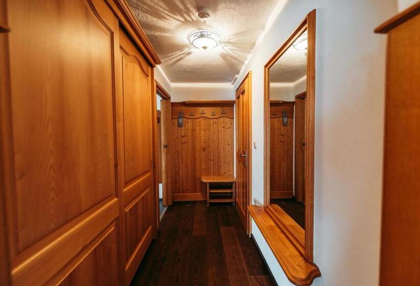 豪华家庭房间, Wander  Und Wellnesshotel Kanzler