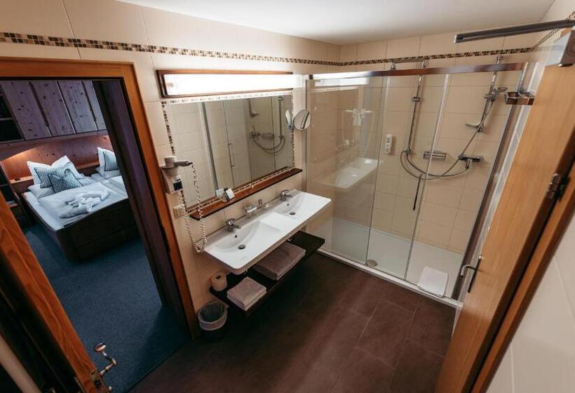 豪华家庭房间, Wander  Und Wellnesshotel Kanzler