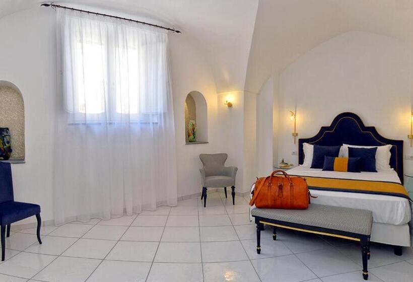 Номер Deluxe, Amalfi Resort