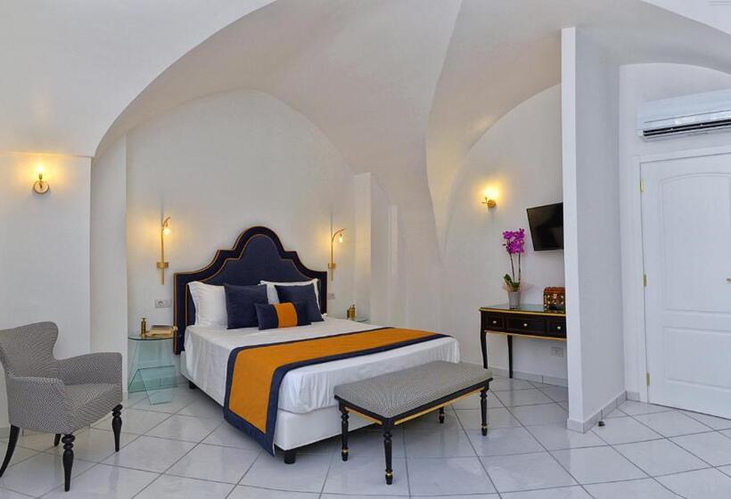 Номер Deluxe, Amalfi Resort