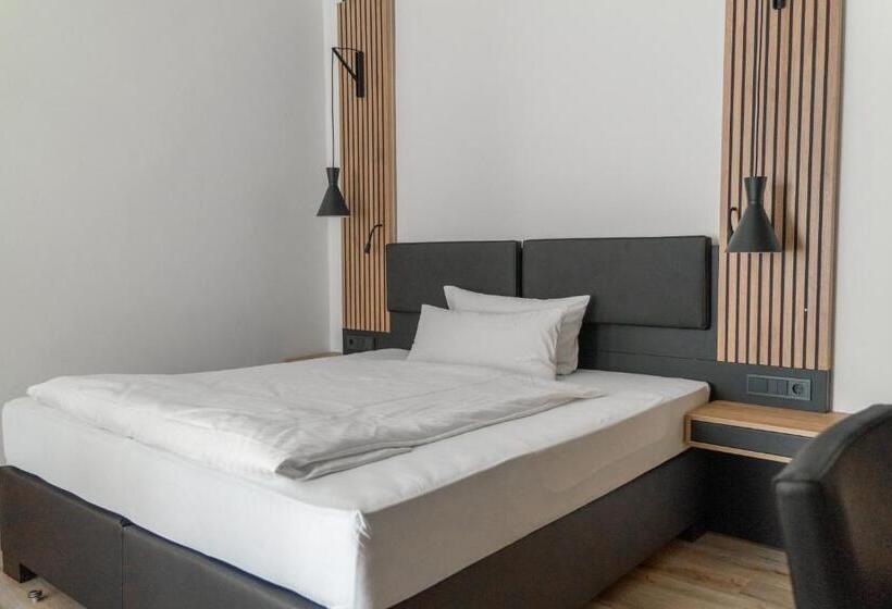 Номер Стандарт, Ambient Hotel Zum Schwan