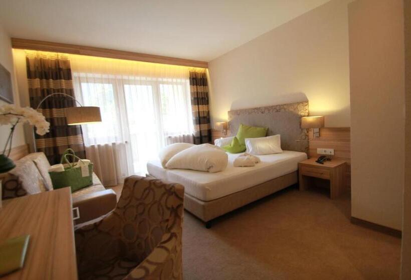 חדר סטנדרט עם מרפסת, Genusshotel Diamant