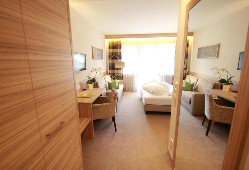 חדר סטנדרט עם מרפסת, Genusshotel Diamant