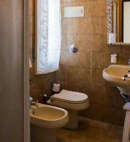 スタンダードルーム, Albergo Grappolo D'oro