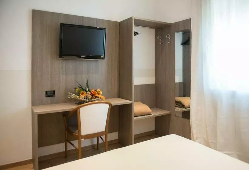 スタンダードルーム, Albergo Grappolo D'oro