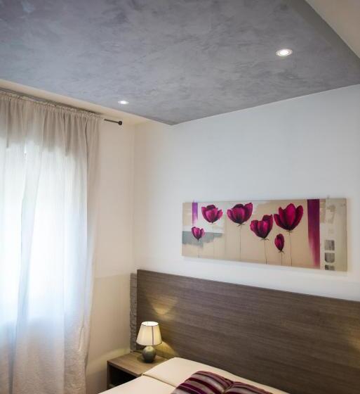 스탠다드 룸 더블 침대, Albergo Grappolo D'oro