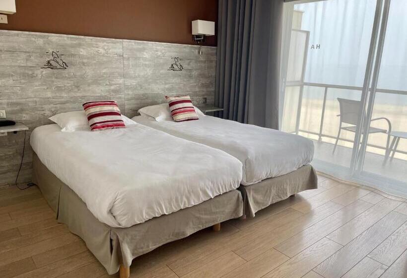 اتاق استاندارد با چشمانداز دریا, Arc Hôtel Sur Mer