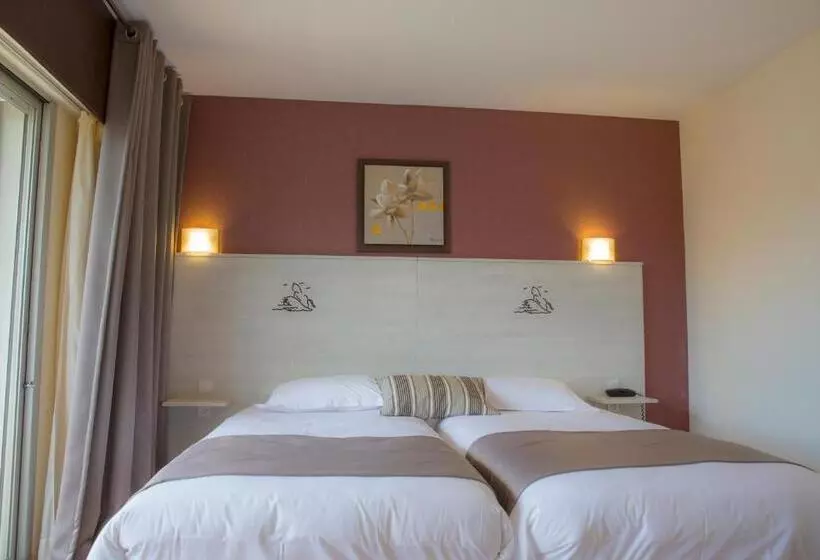 اتاق استاندارد با چشم‌انداز دریا, Arc Hôtel Sur Mer